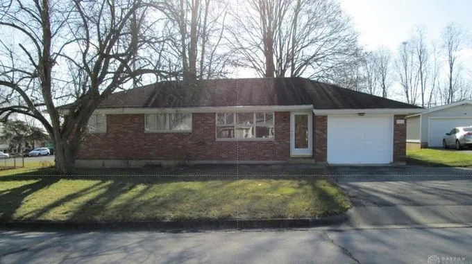 103 Mattis Dr, Lewisburg, OH 45338 - MLS 902440 for Sale