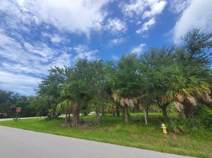 14556 Keystone Blvd, Port Charlotte, FL 33981 - MLS C7463154 for Sale