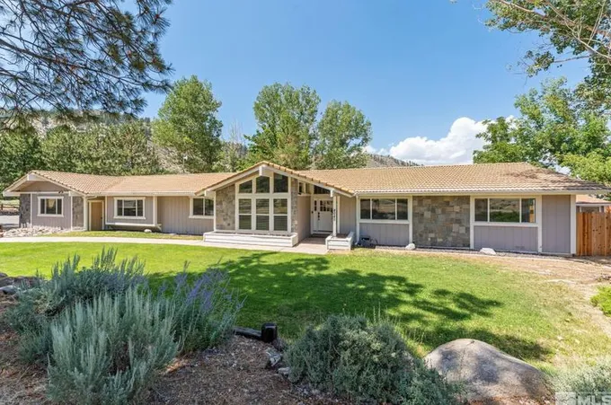 4040 County Line Rd, Carson City, NV 89703 - MLS 230009139 for Sale