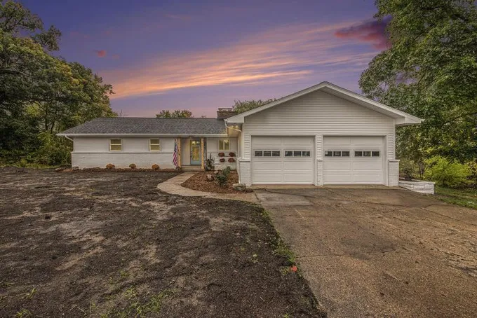 Hudsonville, Ottawa County, MI Lakefront Property, Waterfront Property, House for sale Property ID: 418215023