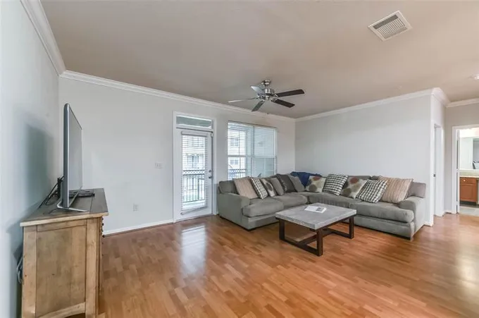 1711 Old Spanish Trl Apt 222, HOUSTON, TX 77054 for Sale
