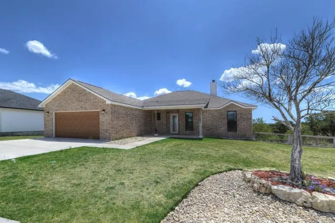 246 Yorktown Blvd, Kerrville, TX 78028 for Sale