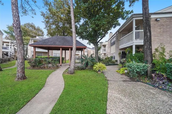 2750 Holly Hall St #208, Houston, TX 77054 for Sale