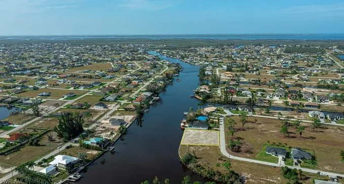 3222/3226 NW 23rd St, Cape Coral, FL 33993 - MLS 224002424 for Sale