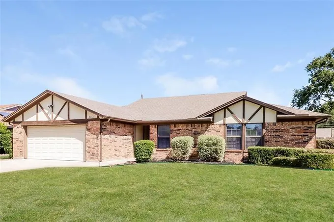 5712 Caracas Dr, North Richland Hills, TX 76180 for Rent