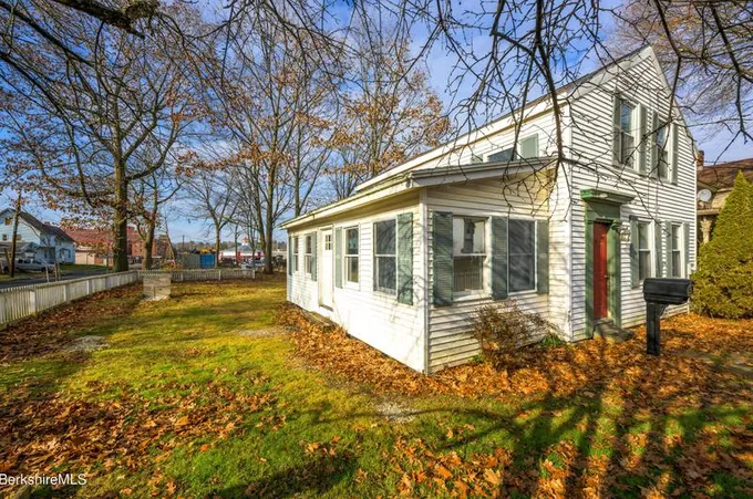 14 Goodrich St, Pittsfield, MA 01201 - MLS 242194 for Sale