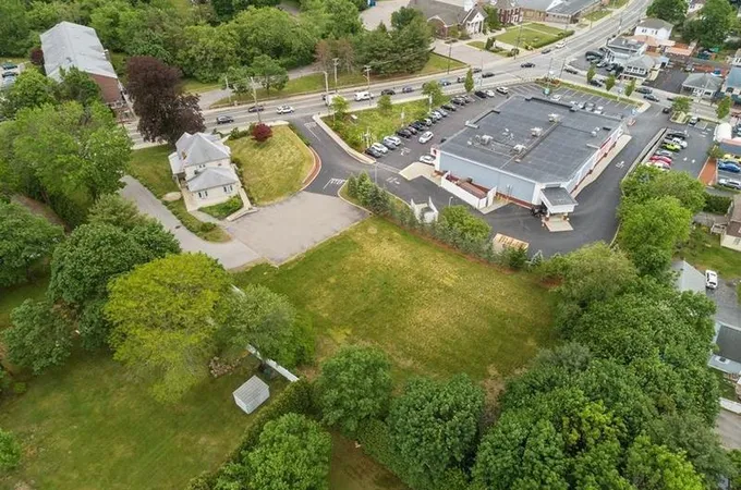 1067 Mendon Rd, Woonsocket, RI 02895 - MLS 1284318 for Sale