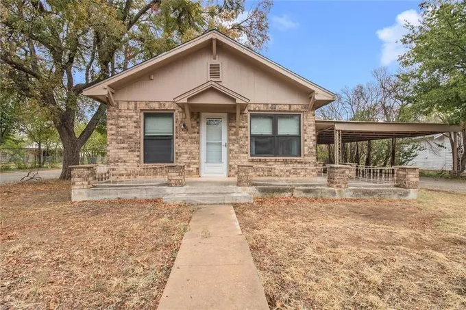 316 W 12th St, Coleman, TX 76834 for Sale