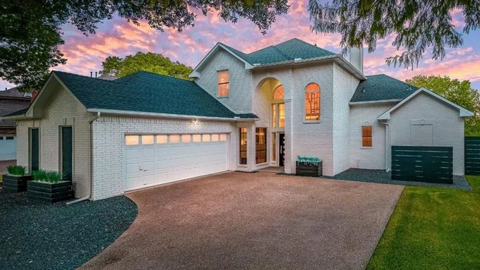 4514 Scenic Drive, Rowlett, TX 75088 for Sale