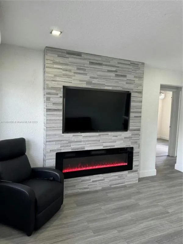 6336 WASHINGTON ST, Hollywood, FL 33023 Single Family Residence For Sale  MLS# A11484390
