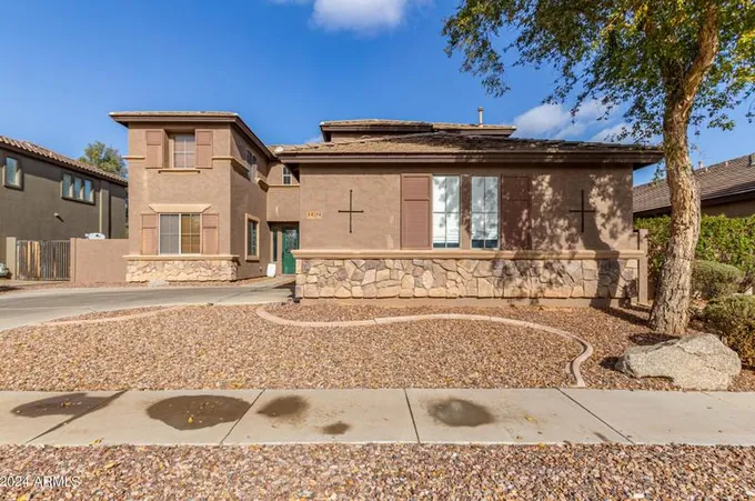 14554 W Cortez St, Surprise, AZ 85379 - MLS 6649469 for Sale