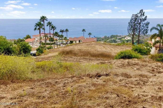 Avenida De La Encinal, Malibu, CA 90265 - MLS 223002455 for Sale