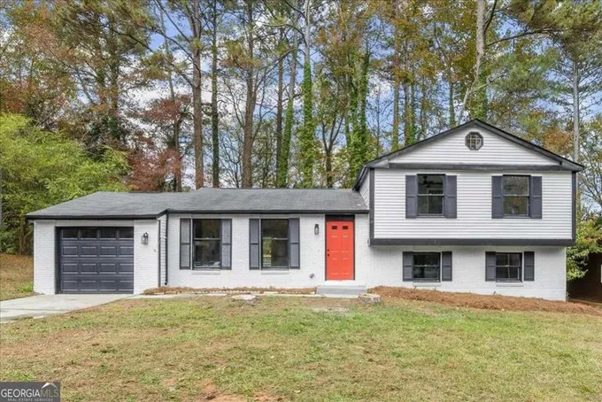 4992 STONE TRCE, Stone Mountain, GA 30083 Single Family Residence For Sale  MLS# 10238279