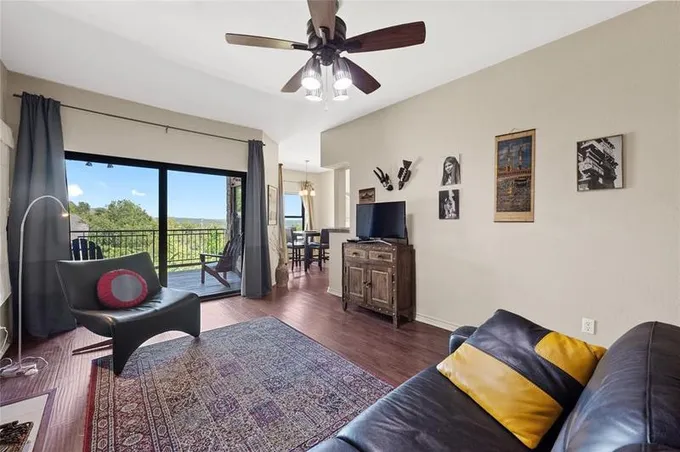 8200 Neely Dr #129, Austin, TX 78759 for Sale