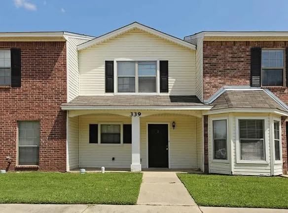 The Seasons - 323 Woodale Dr - Monroe, LA Apartments for Rent