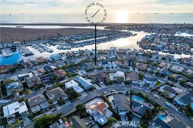 17011 Roundhill, Huntington Beach CA 92649 for Sale