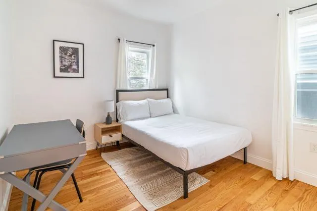 1 Bedroom In Somerville Somerville 02143-2101 for Rent