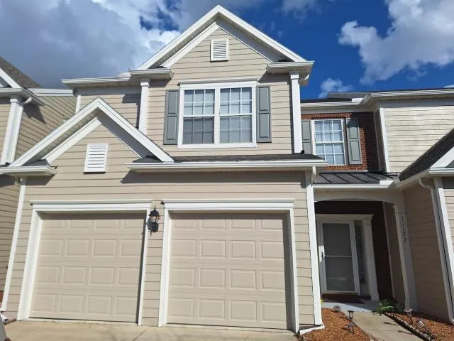3 Bedroom 2.5 Bath In Jacksonville FL 32256 for Rent