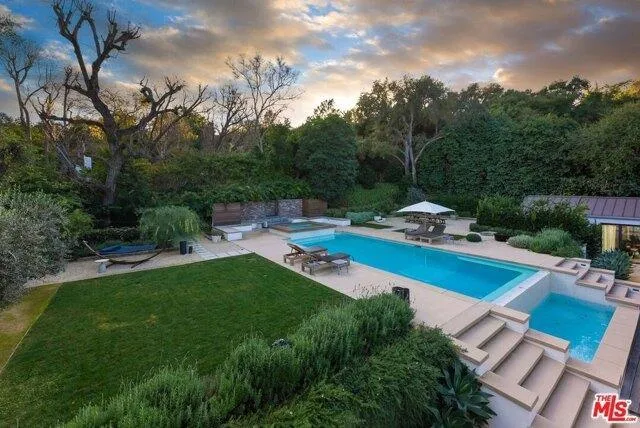 5 Bedroom 6 Bath In Encino CA 91436 for Rent