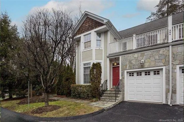 3 Bedroom 2.5 Bath In Greenwich CT 06830 for Rent
