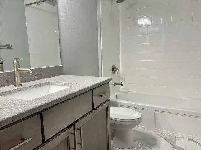 2 Bedroom 2 Bath In Sarasota FL 34243 for Rent