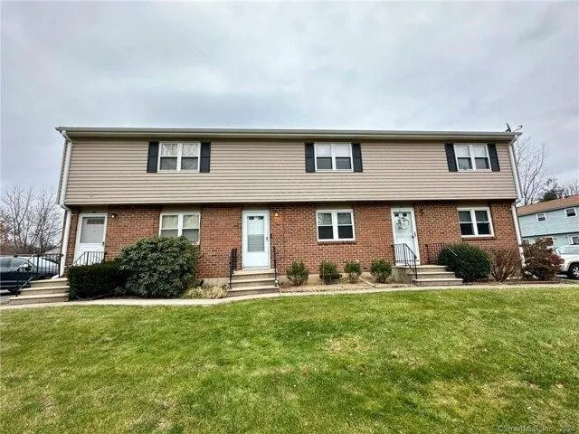 3 Bedroom 1.5 Bath In Bristol CT 06010 for Rent