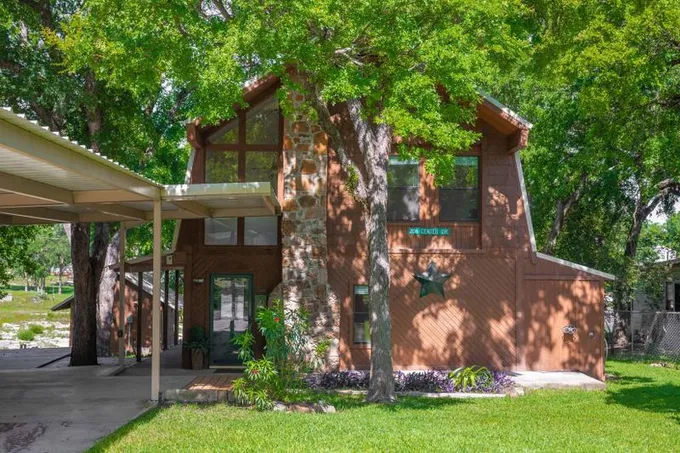 Brownwood, Brown County, TX Lakefront Property, Waterfront Property, House for sale Property ID: 416677917