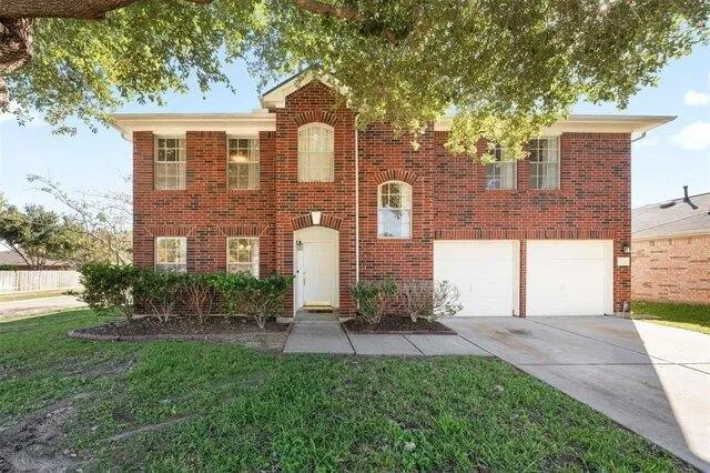 3 Bedroom 2.5 Bath In Sugar Land TX 77498 for Rent