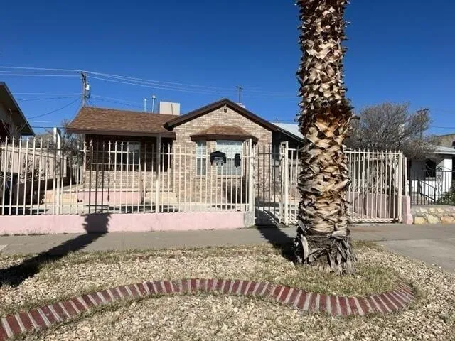 2 Bedroom 1 Bath In El Paso TX 79930 for Rent