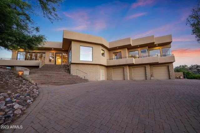 4 Bedroom 4 Bath In Scottsdale AZ 85262 for Rent