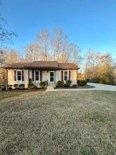 3 Bedroom 2 Bath In partson TN 37055 for Rent