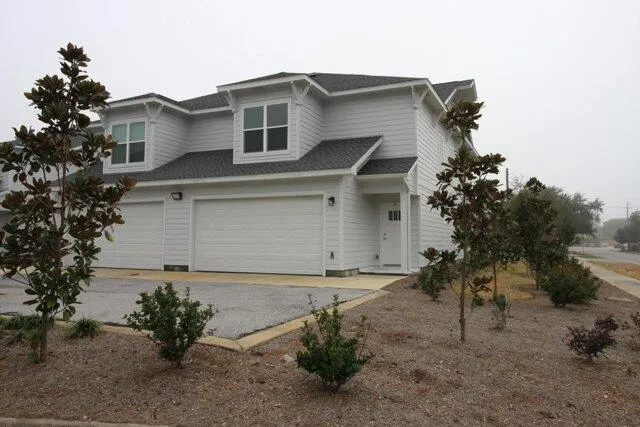 3 Bedroom 2.5 Bath In Destin FL 32541 for Rent