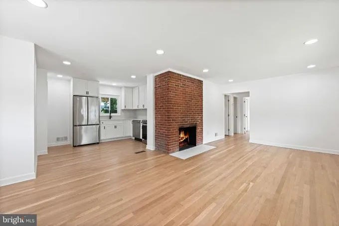 Lanham, Prince Georges County, MD House for sale Property ID: 417508111
