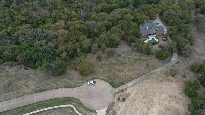 2726 Whispering Oaks Cv, Cedar Hill, TX 75104 for Sale