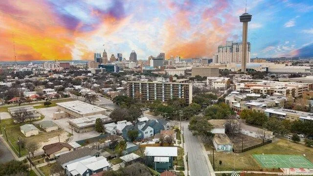 3 Bedroom 2.5 Bath In San Antonio TX 78210 for Rent