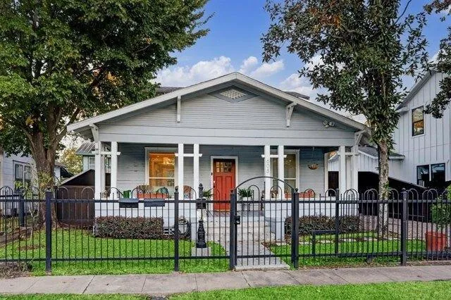 2 Bedroom 2 Bath In Houston TX 77009 for Rent