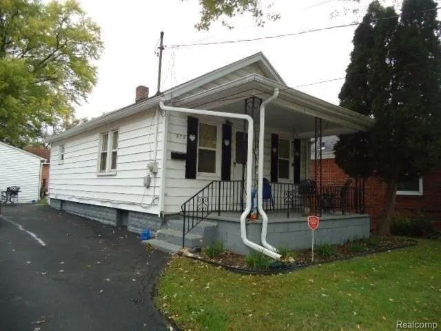 2 Bedroom 1 Bath In Flint MI 48503 for Rent