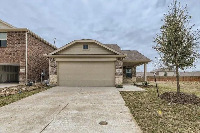 3 Bedroom 2 Bath In Mc Kinney TX 75071 for Rent