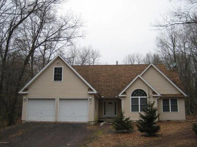3 Bedroom 2 Bath In Albrightsville PA 18210 for Rent