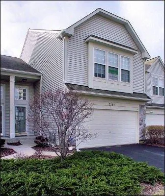 2 Bedroom 2.5 Bath In Aurora IL 60502 for Rent