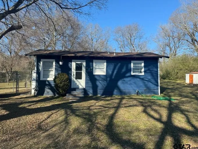 306 Main St, Naples, TX 75568 for Sale
