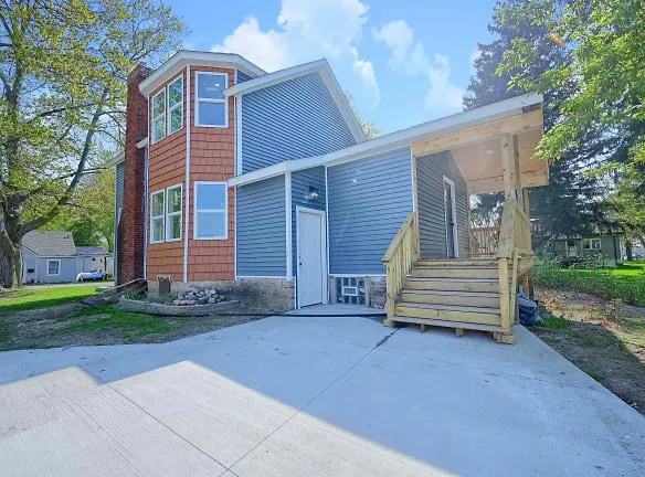 365 Dixie Blvd Algonac, MI 48001 - Home For Rent