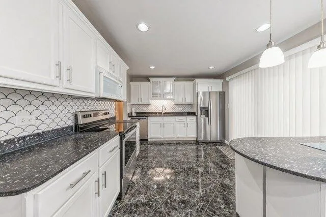 Home For Rent In Oak Forest, Illinois