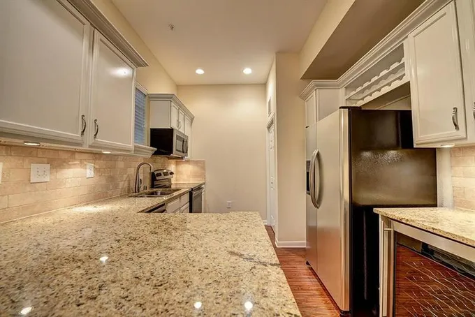 5353 Memorial Dr #3024, Houston, TX 77007 for Rent