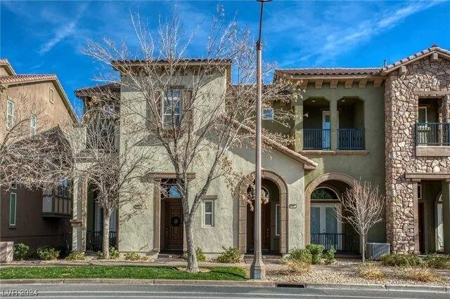 2 Bedroom 2.5 Bath In Henderson NV 89011 for Rent