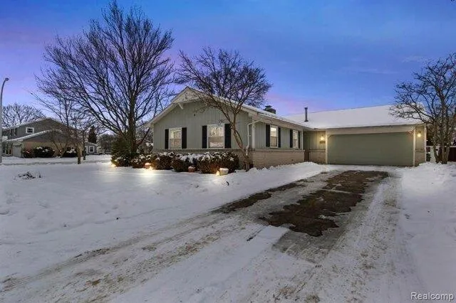 4 Bedroom 1.5 Bath In Canton MI 48187 for Rent