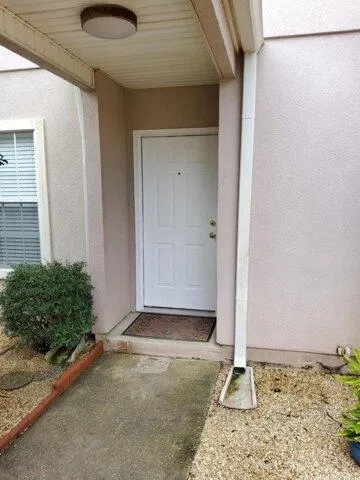 2 Bedroom 2.5 Bath In Navarre FL 32566 for Rent