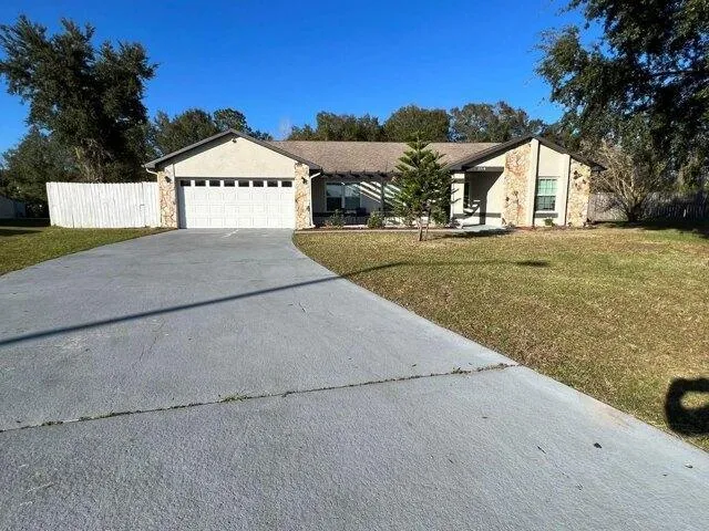 4 Bedroom 2 Bath In Kissimmee FL 34746 for Rent