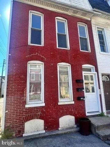 0 Bedroom 1 Bath In York PA 17401 for Rent