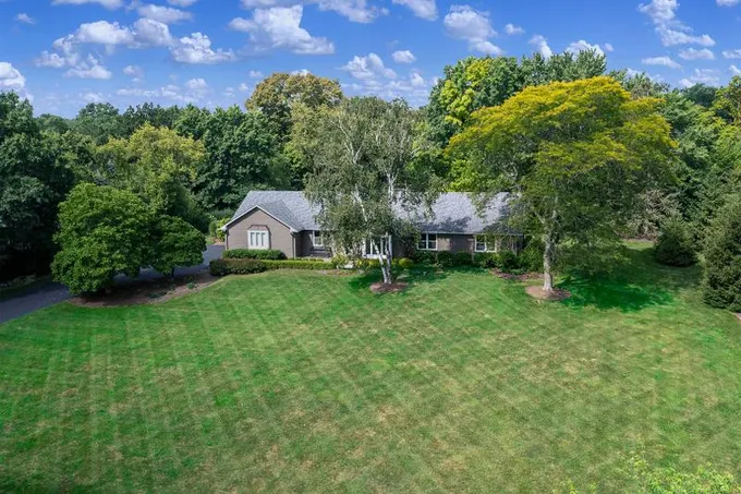 Inverness, Cook County, IL House for sale Property ID: 417051601